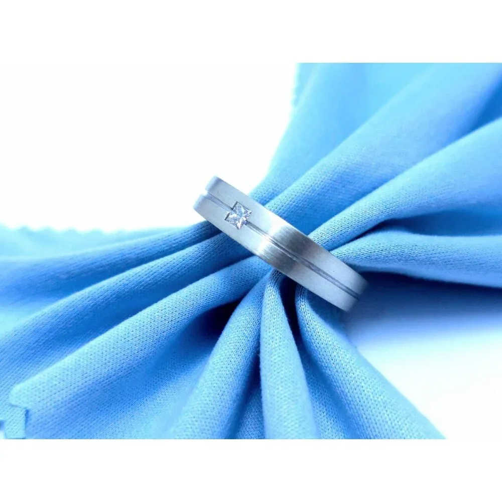 14K White Gold Matte Finish Comfort Diamond Square Wedding Band Ring Size 10.75